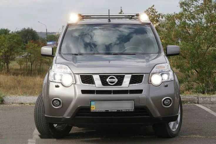 Куплю nissan x trail б у. Nissan семейный.