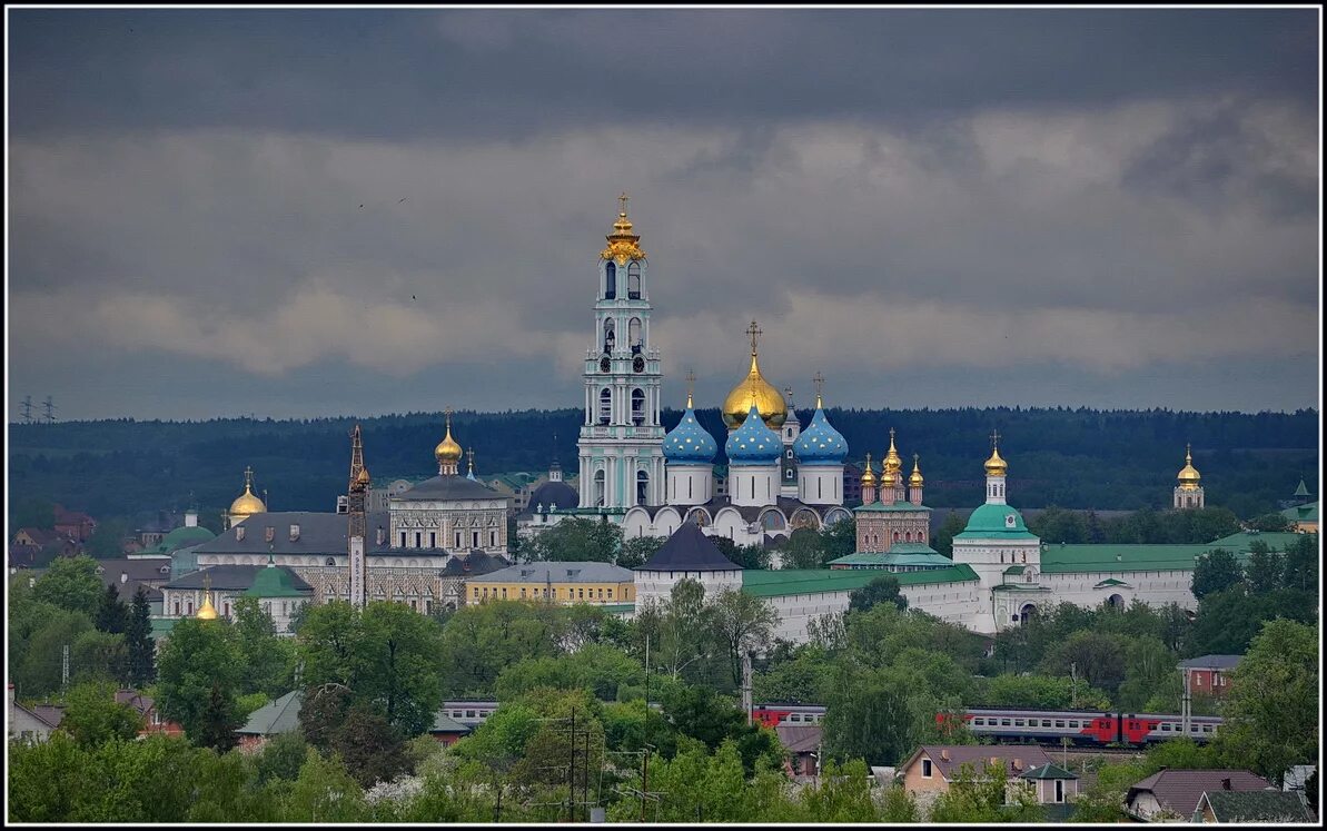 Свято радонежский монастырь. Монастырь Троице-Сергиева Лавра. Лавра Сергиев Посад. Троице-Сергиева Лавра, г. Сергиев Посад, Московская область. Сергиево Радонежский монастырь в Сергиевом Посаде.