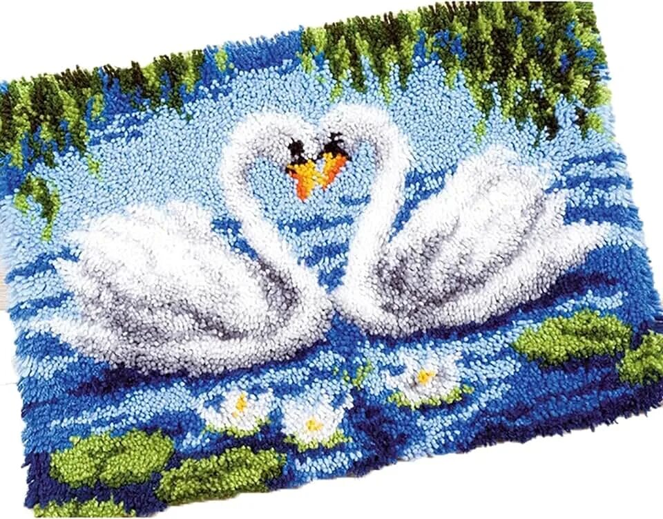 Ковровая техника наборы. Лебединое озеро набор для вышивания. Ковровая вышивка. Ковровая техника вышивания. Вышивка ковровая техника.