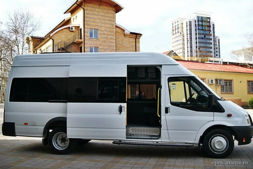Ford transit 1988 спарка. Ford transit lwb van. Форд транзит минибус. Форд транзит симферополь. Форд транзит 17 мест.