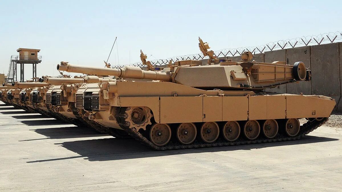 Танк абрамс цена в рублях. Танк Абрамс 2023. Abrams m1a1 и Bradley. M1a2 Abrams. Танки Абрамс m1a2.