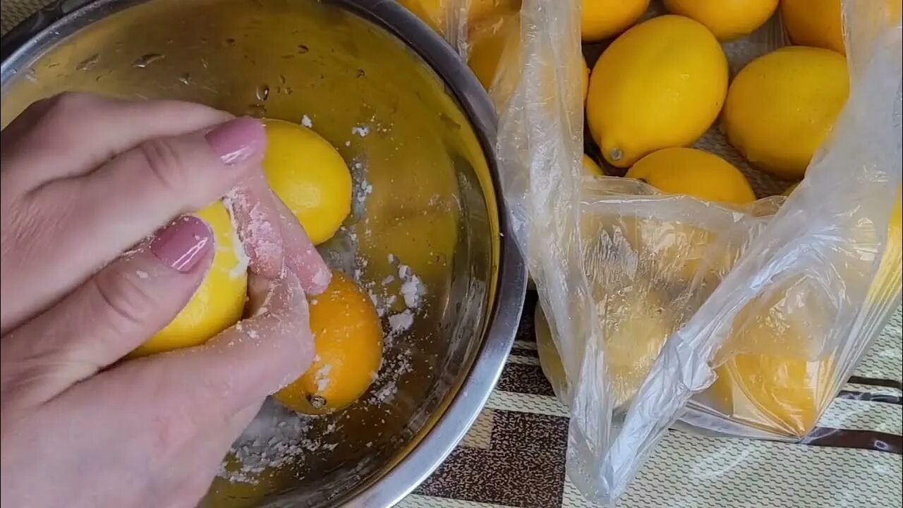 Вымыть лимон. Как сохранить лимон. Как хранить лимон. Храним лимоны долго. Сохранить лимоны в домашних