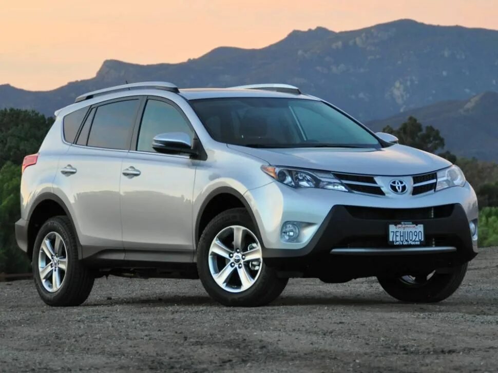 Toyota rav4 2015. Рав 4 2015. Тойота рав 4 2015 года. Тойота рав 4 2014. Видео тойоты рав 4