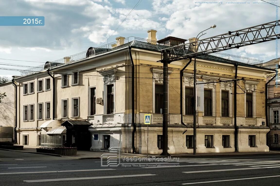 Набор из 4-х почтовых карточек с видами Москвы XX в. - лот № 1212 - Интернет-аук