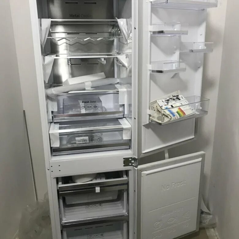Встраиваемый холодильник samsung brb267154ww. Холодильник комби samsung brb260010ww. Встроенный холодильник самсунг brb260010ww. Встраиваемый холодильник samsung brb260010ww. Встраиваемый холодильник комби samsung brb260187ww.