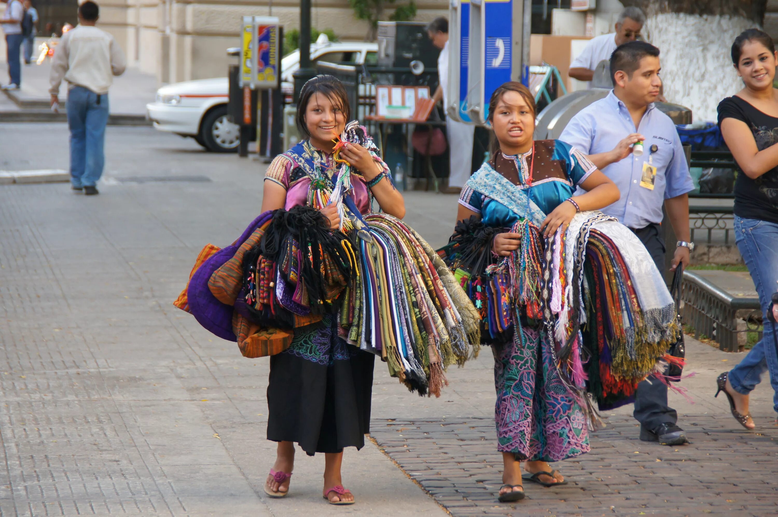 повседневная жизнь в мексике. чиапас мексика кристобаль. мексика бедность. мексика люди на улицах. жители мексики.