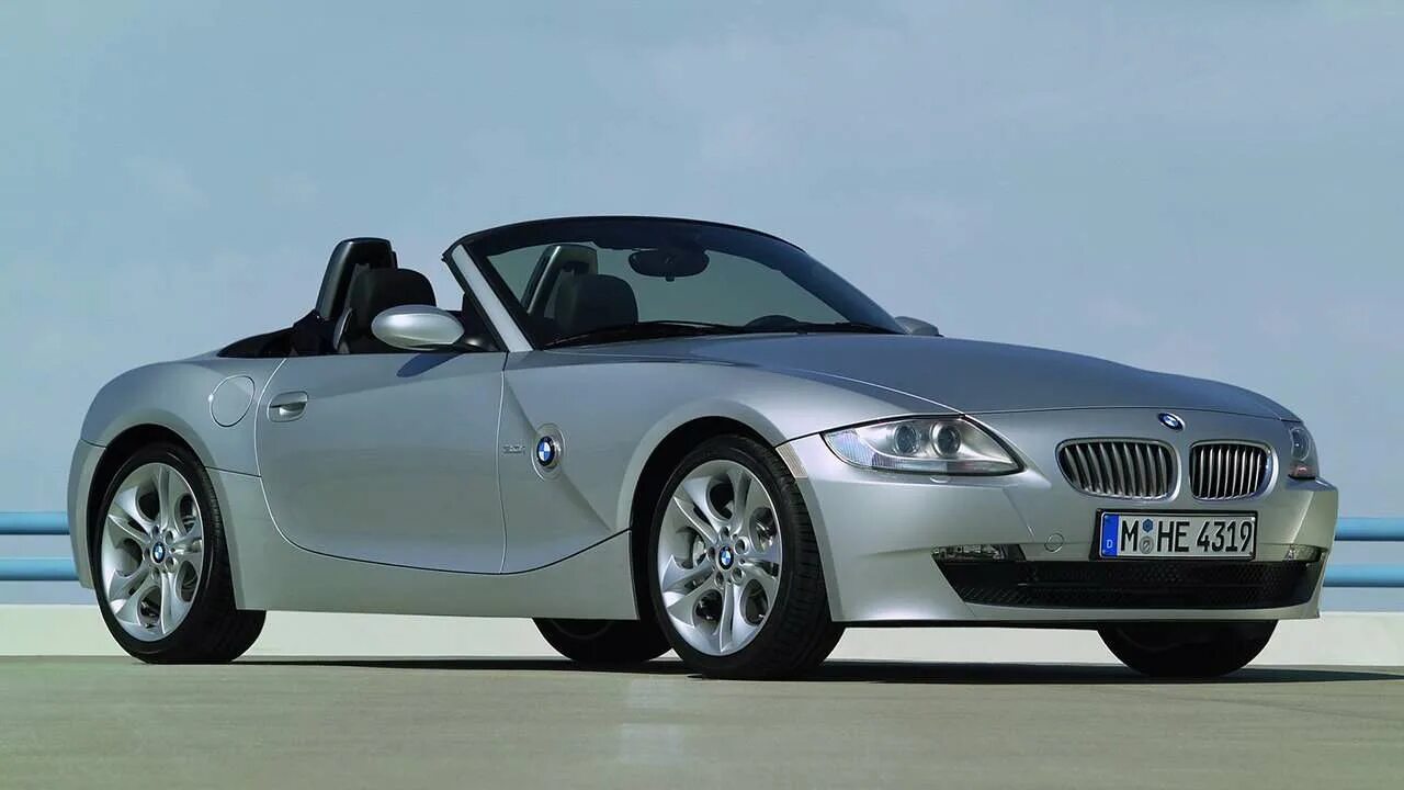 Г з 4. BMW z4 Roadster e85. BMW z4 e85 Roadster (2006). БМВ z4 2005. BMW z4 i (e85/e86).