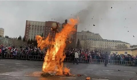 Площадь ленина масленица 2024