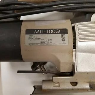 700 100