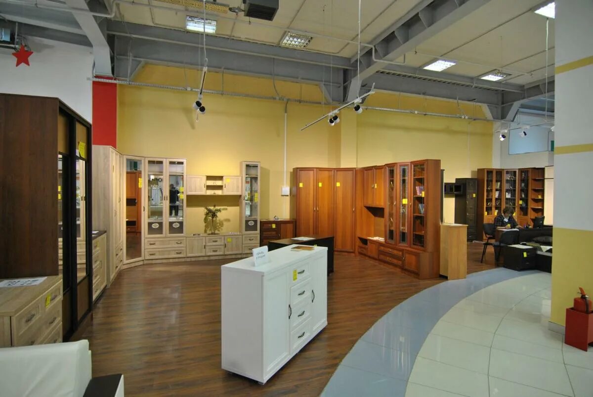 вардек кухни вывеска. мебельный магазин в люблино. люблинское поле мебель.