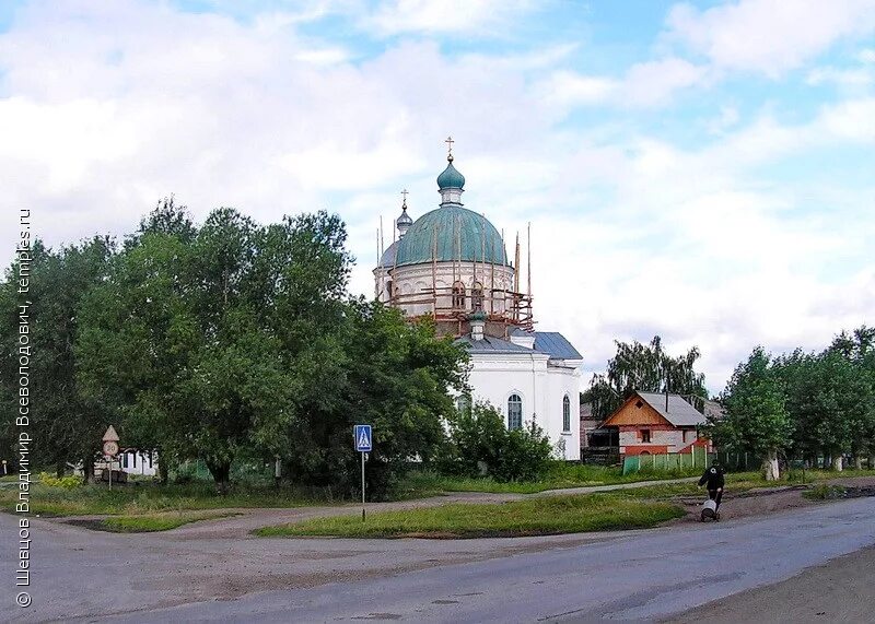 Улицы мишкино. Свято Троицкий храм Мишкино. Город Мишкино Курганская область. Церковь р.п.Мишкино Курганской области. Поселок Мишкино Курганской области.