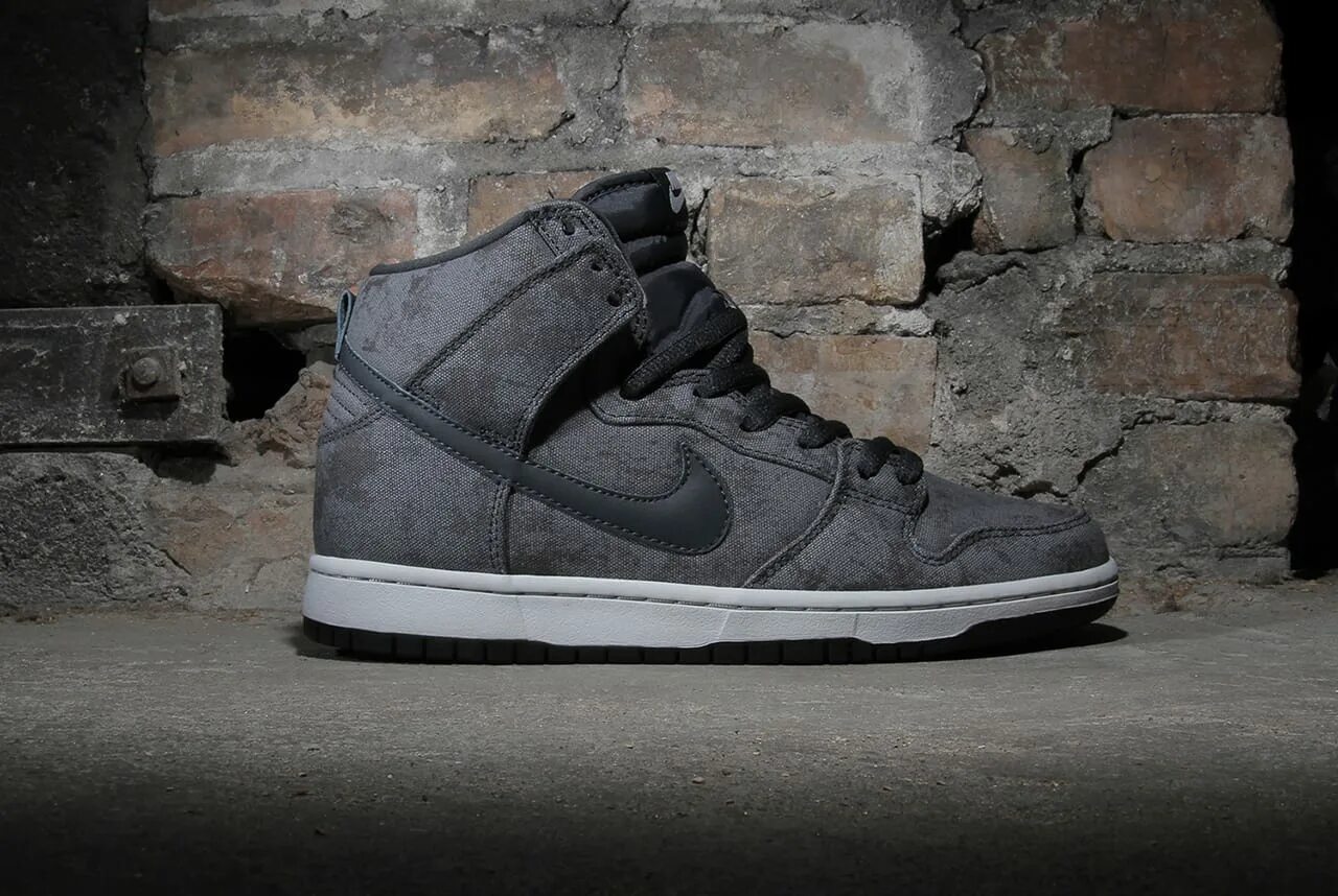 Хай серой. Nike SB Dunk Grey. Nike SB Dunk High серые. Nike Dunk High Grey. Nike Dunk High серые.