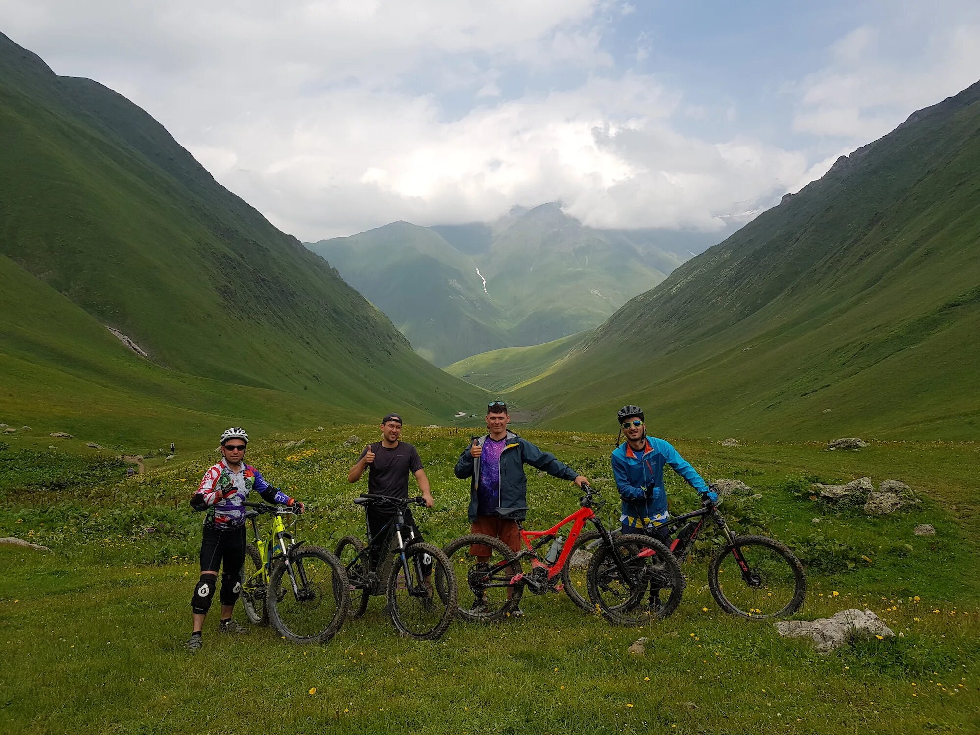Грузия велотур. Bike tours. Норвегия велосипеды. Outdoor activities in austria. Bike tours.