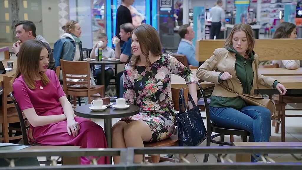 Кто играет в сериале Лабиринты? Актеры сериала Лабиринты?