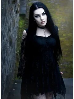 La goth girl