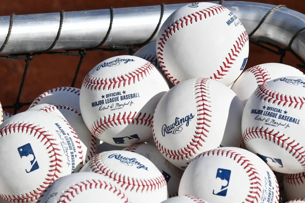 How many balls. Команда акулы бейсбол. акулы бейсбол. how is baseball useful. diamond dol-a nfhs baseballs.