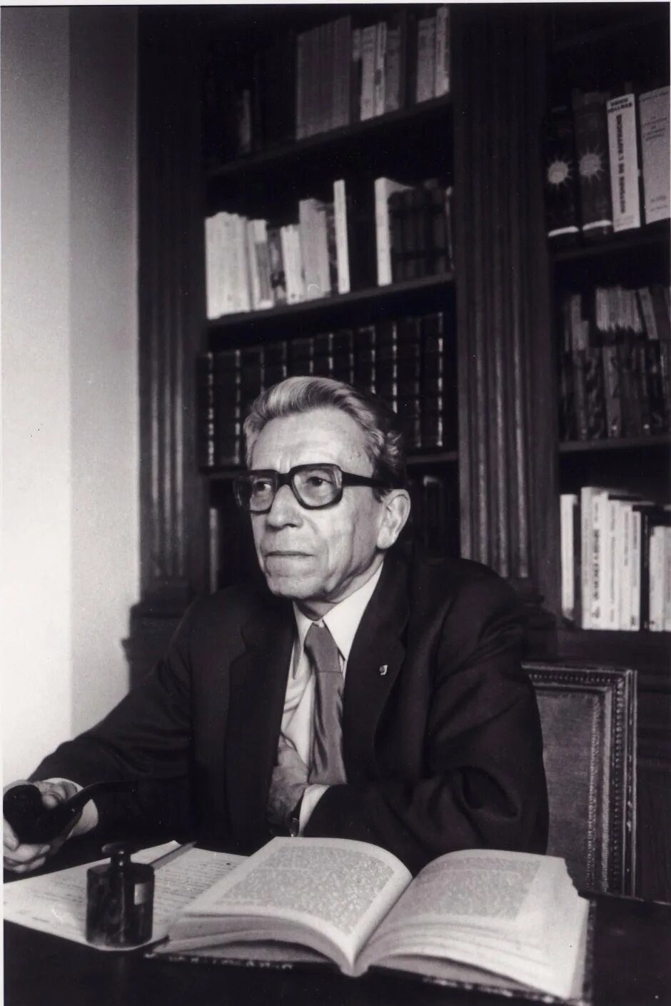 Льюис Козер (1913–2003):. Льюис козер