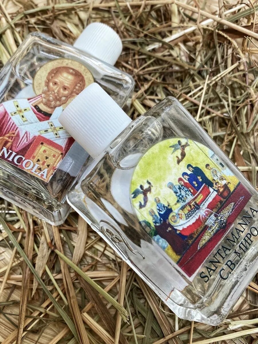 Миро от мощей николая чудотворца. Миро от мощей фото. Святое миро николая чудотворца. Миро мощей николая чудотворца. Миро от мощей.