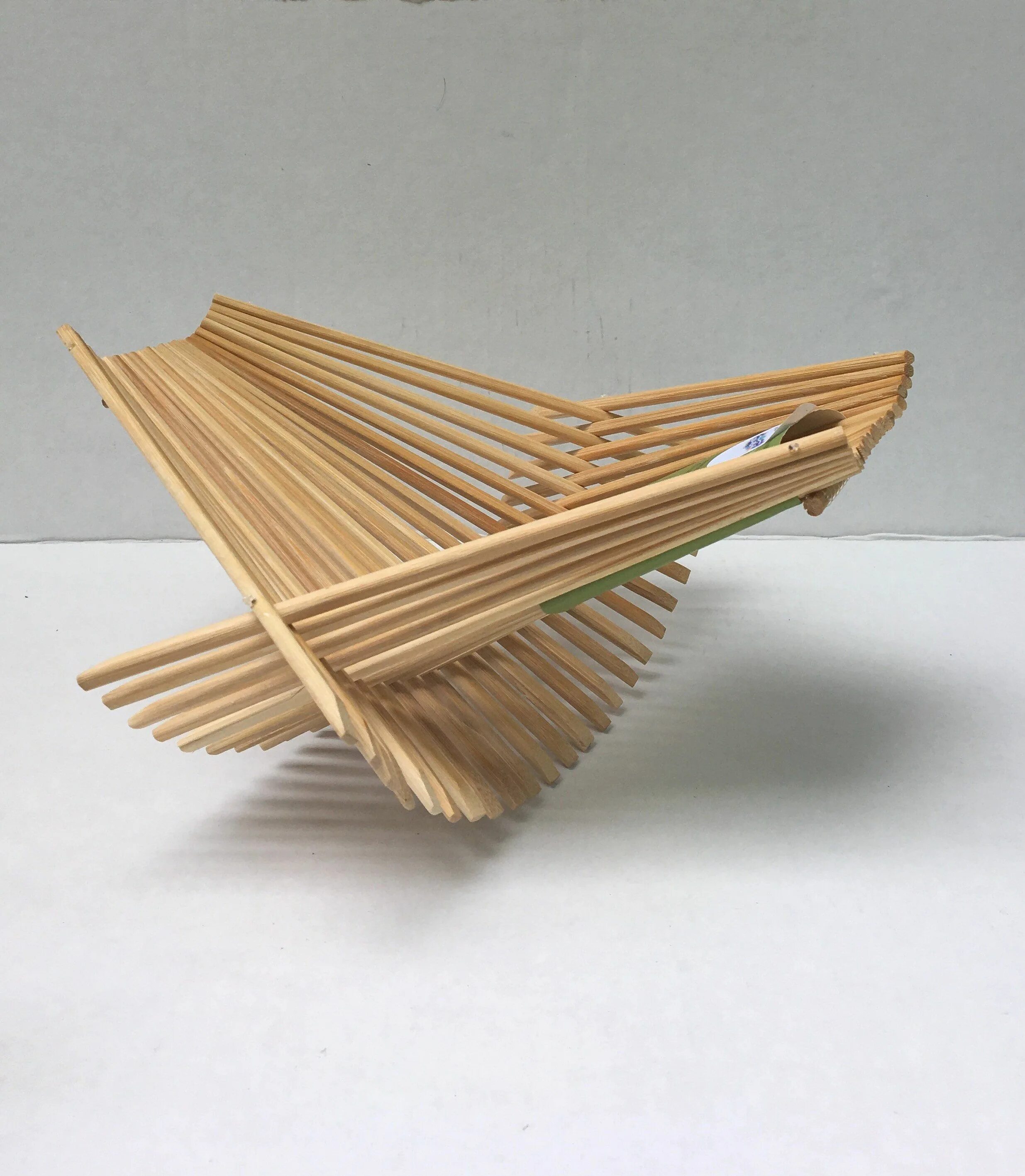 из шпажек деревянных сделать. украшение из деревянных шпажек. из шпажек деревянных сделать. из шпажек деревянных сделать. декор из китайских палочек.