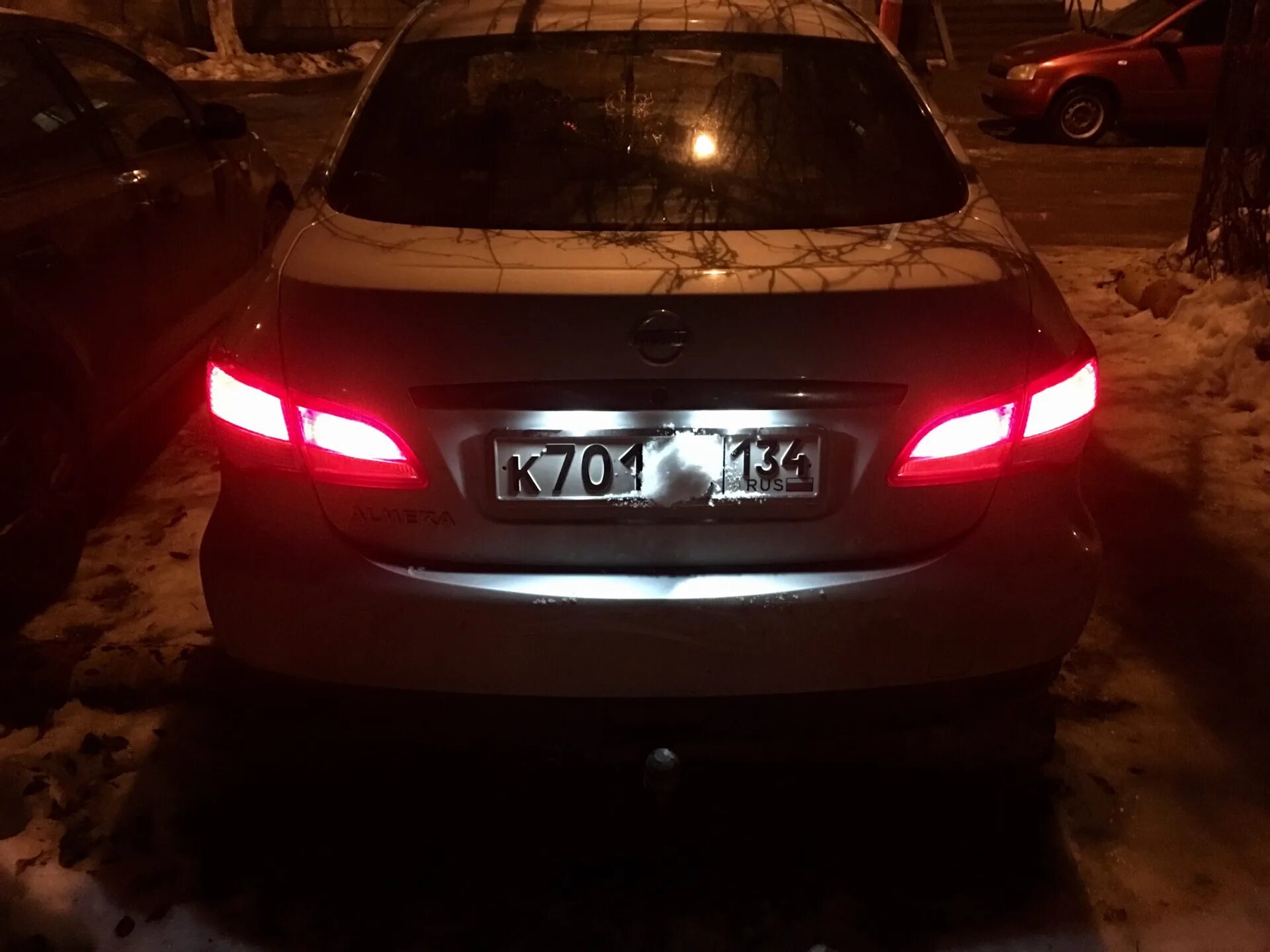 Альмера g15 подсветка. Ниссан альмера g15 с диодными лампами. led лампы альмера g15. led лампы nissan almera g15. диодные лампы белого света на ниссан альмера g15.