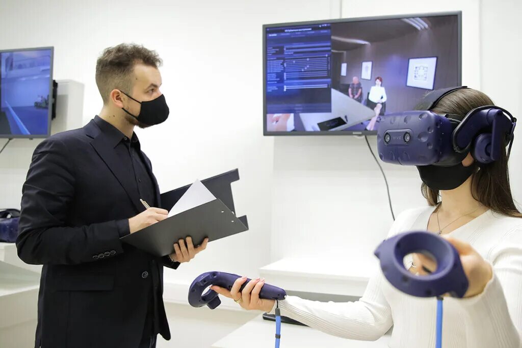 Как стать vr. VR технологии. Центр виртуальной реальности. Инновационные технологии VR. VR В университете.