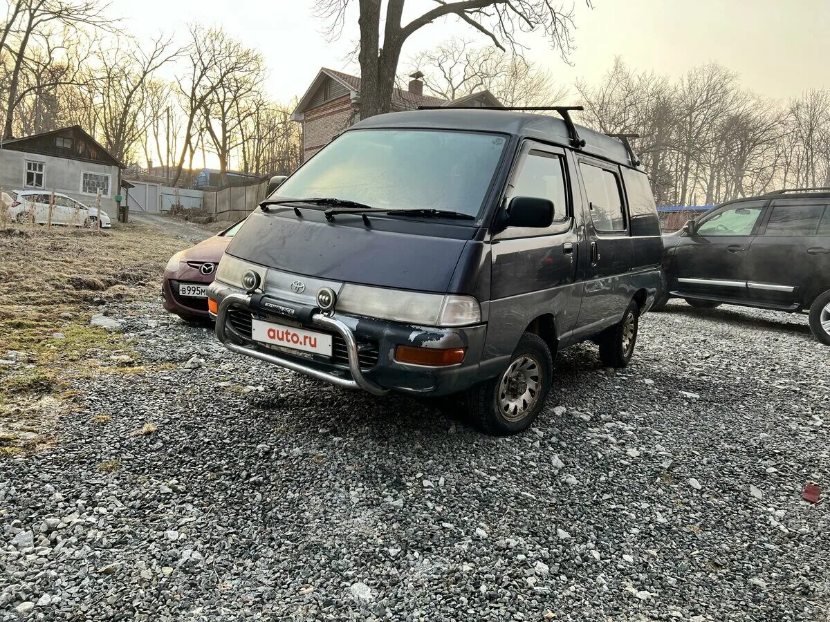 Town ace 3. Town ace 3. Toyota lite ace town ace черный верх белый низ. Toyota town ace 4wd. Town ace 3.