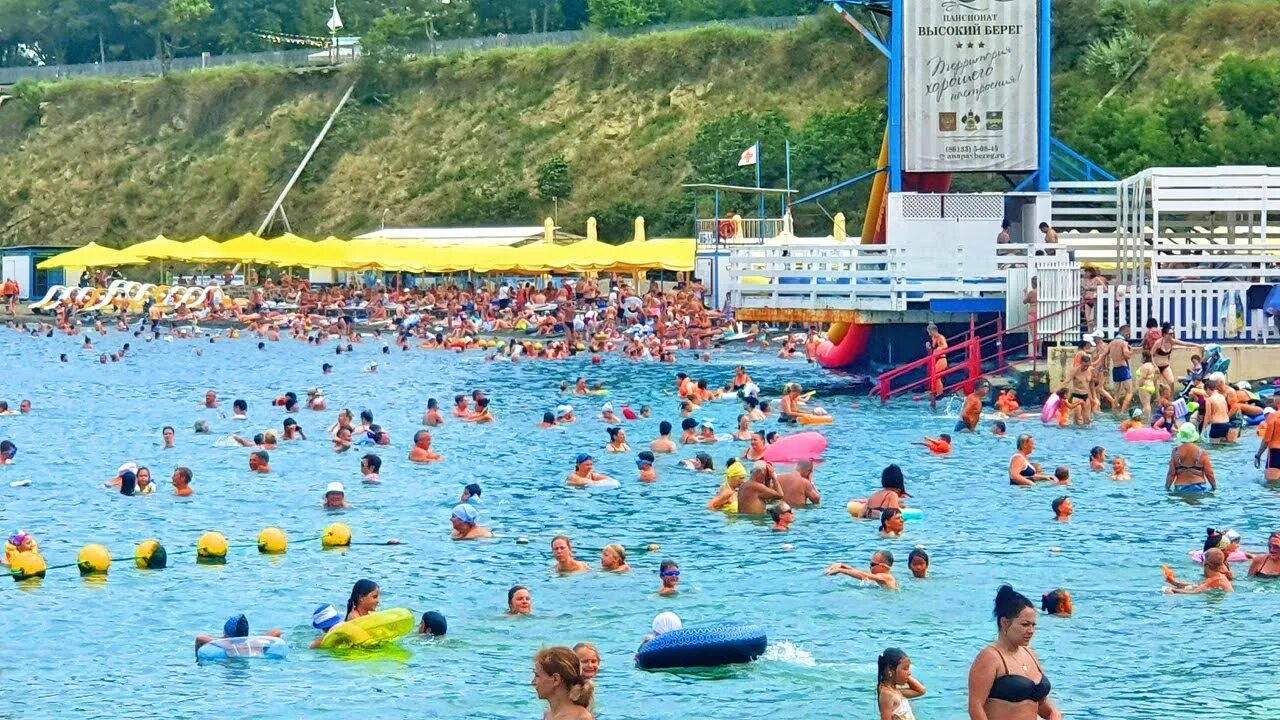 Какое море в анапе в июле 2025. Анапа 2025. анапа июль 2025. море анапа 2025. анапа пляжи много народу.