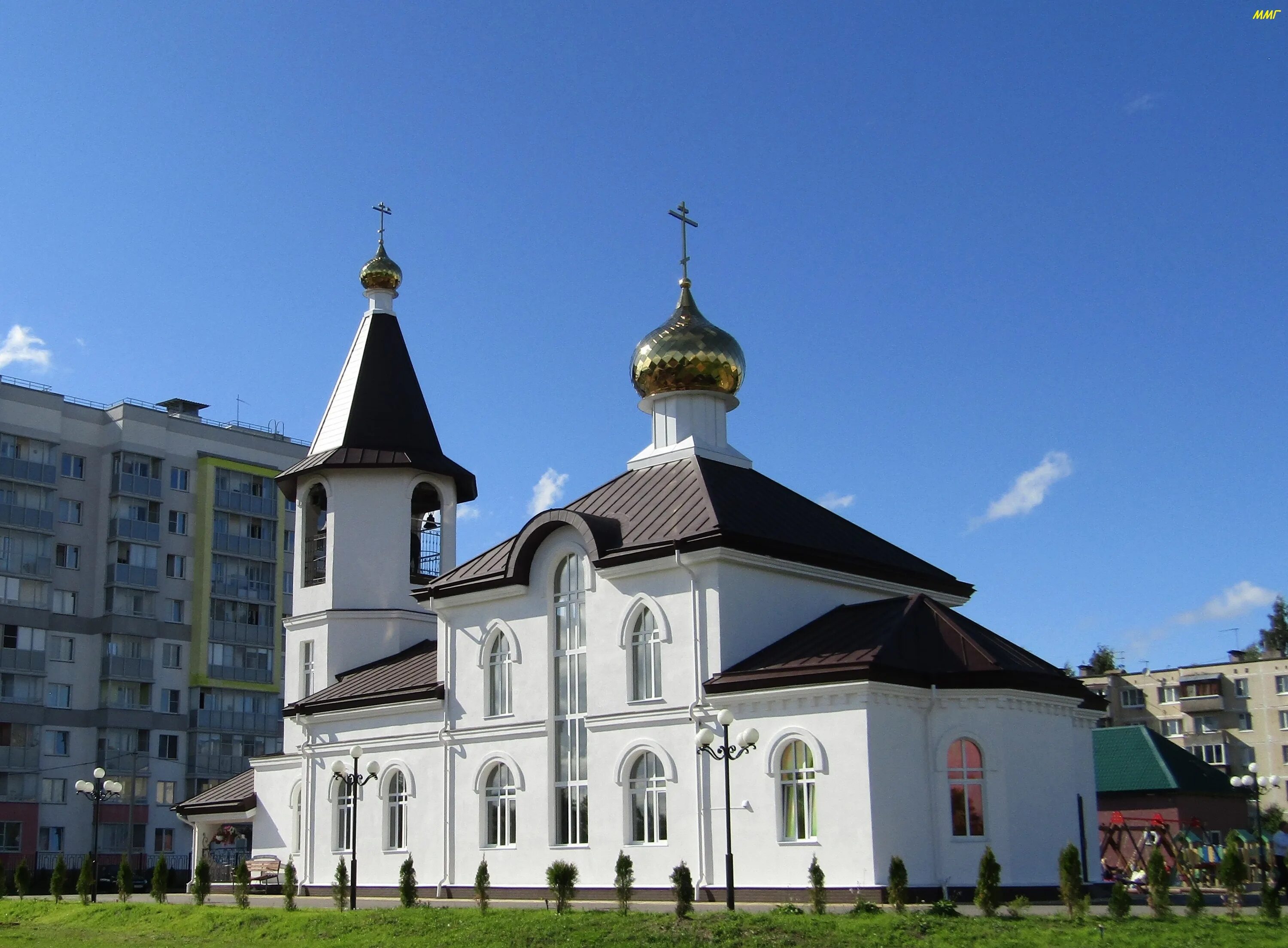Посёлок романовка всеволожский. Кладбище всеволожск церковь. Пискаревка ладожское озеро станции. Новая романовка коттеджный поселок. Посёлок романовка всеволожский.