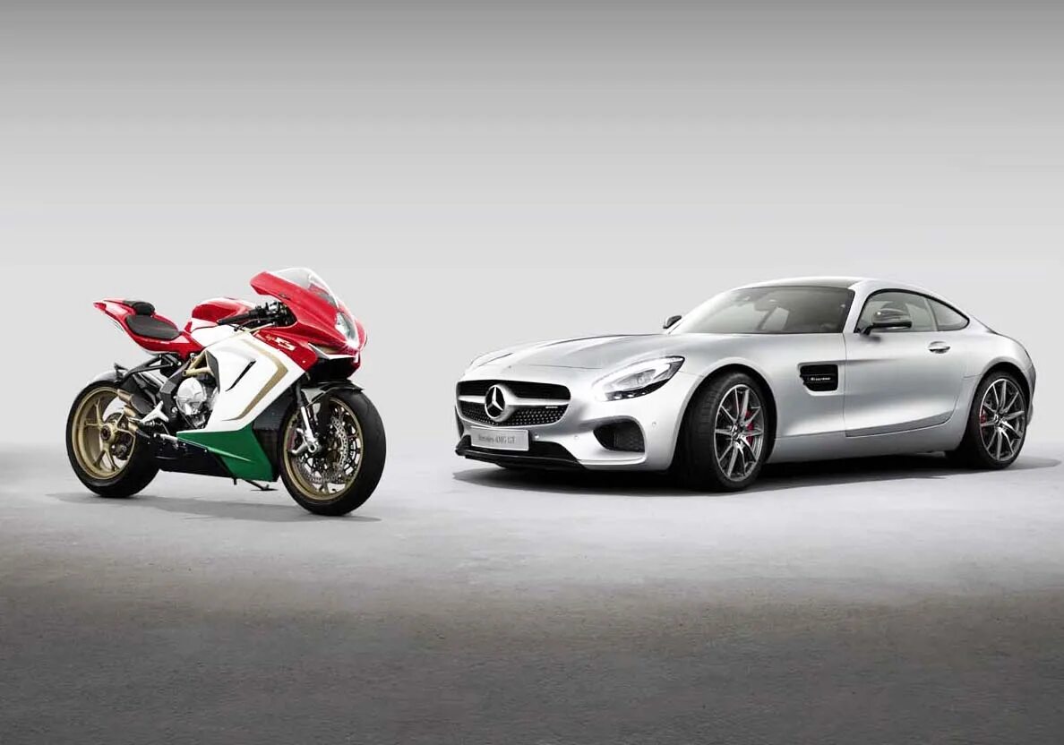 Alfa romeo мотоцикл. Mv agusta amg. Мотоцикл мерседес амг. Car motorbike. Car motorbike.