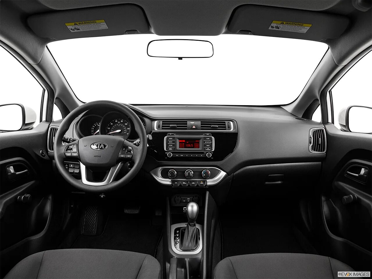 Купить б/у Kia Rio IV 1.6 AT (123 л.с.) бензин автомат в Санкт-Петербурге: сереб