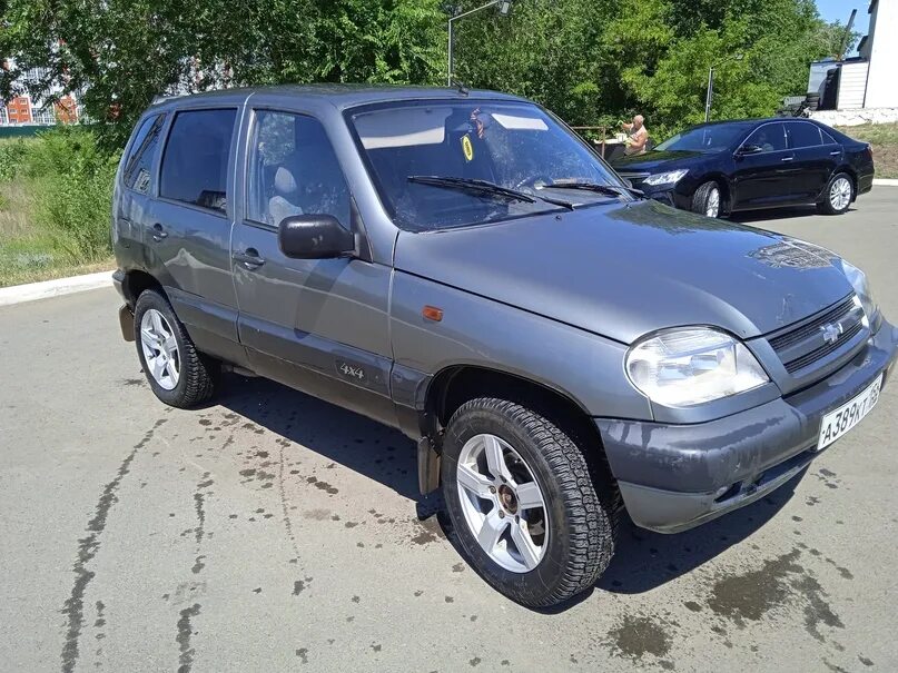 Chevrolet Niva 2005. Нива Шевроле 2005г. Шевроле Нива 2005 кварц. Шевроле Нива 2005 красный.