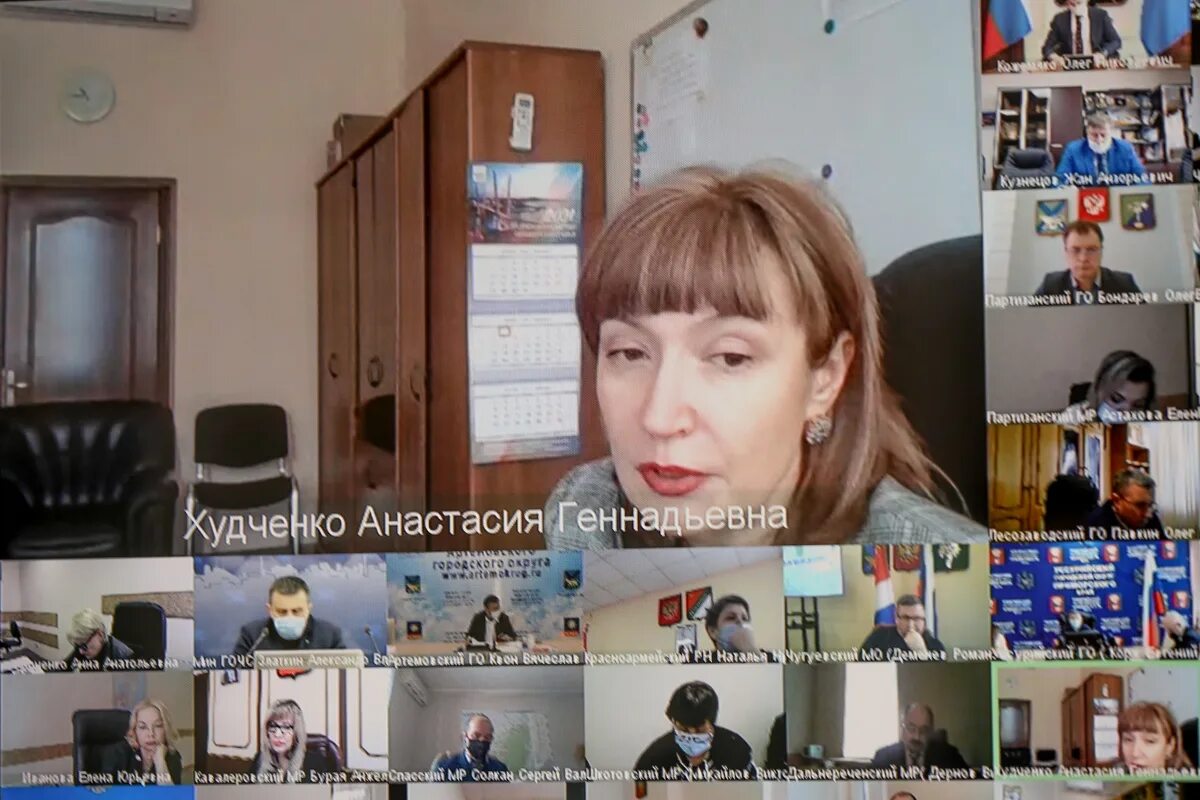 МИНИСТР ЗДРАВООХРАНЕНИЯ ПРИМОРЬЯ ВСТРЕТИЛАСЬ С АКТИВНЫМИ ЖИТЕЛЯМИ ЛЕСОЗАВОДСКА