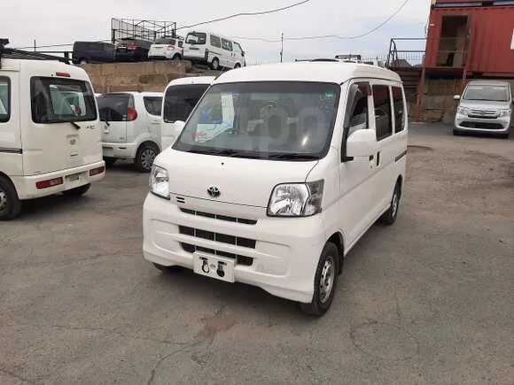 Toyota Pixis van 0.7 МТ. Pixies Тойота van. Toyota Pixis 21. Тойота Пиксис белый.