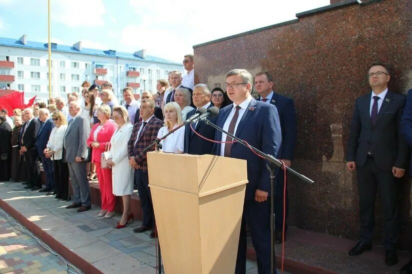 Город осиповичи. Осиповичи беларусь. С праздником газовика. День города осиповичи в 2024. Праздничное шествие на день города.