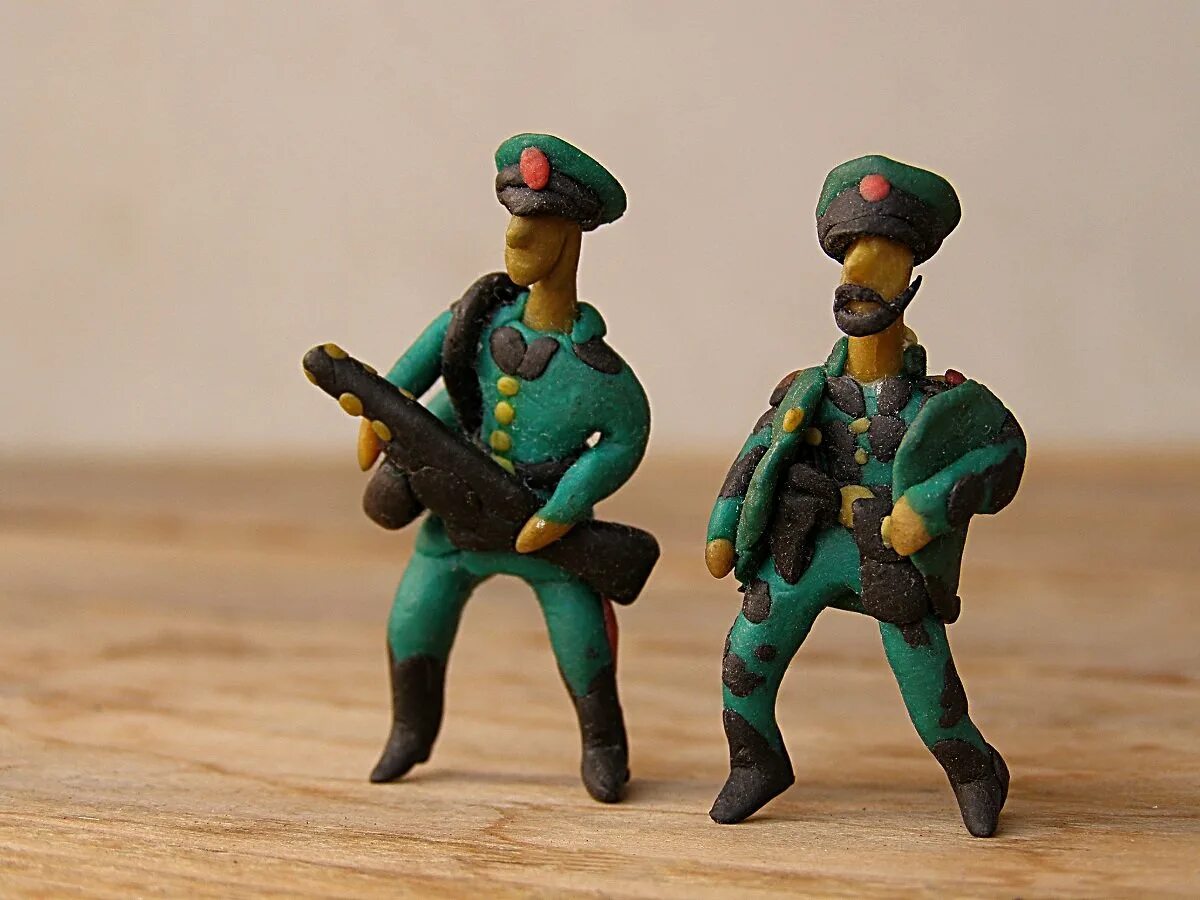 Лепка солдат. Солдат из пластилина. Солдатики из пластилина. Лепка солдата из пластилина. Как слепить из пластилина солдата.