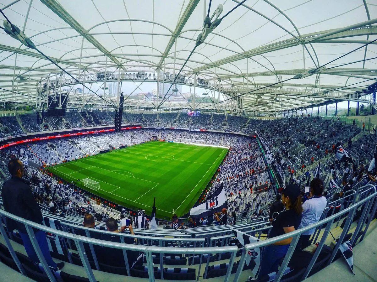 Стадион бешикташ. Vodafone Arena. Водафон парк Стамбул. Водафон Арена Стамбул.