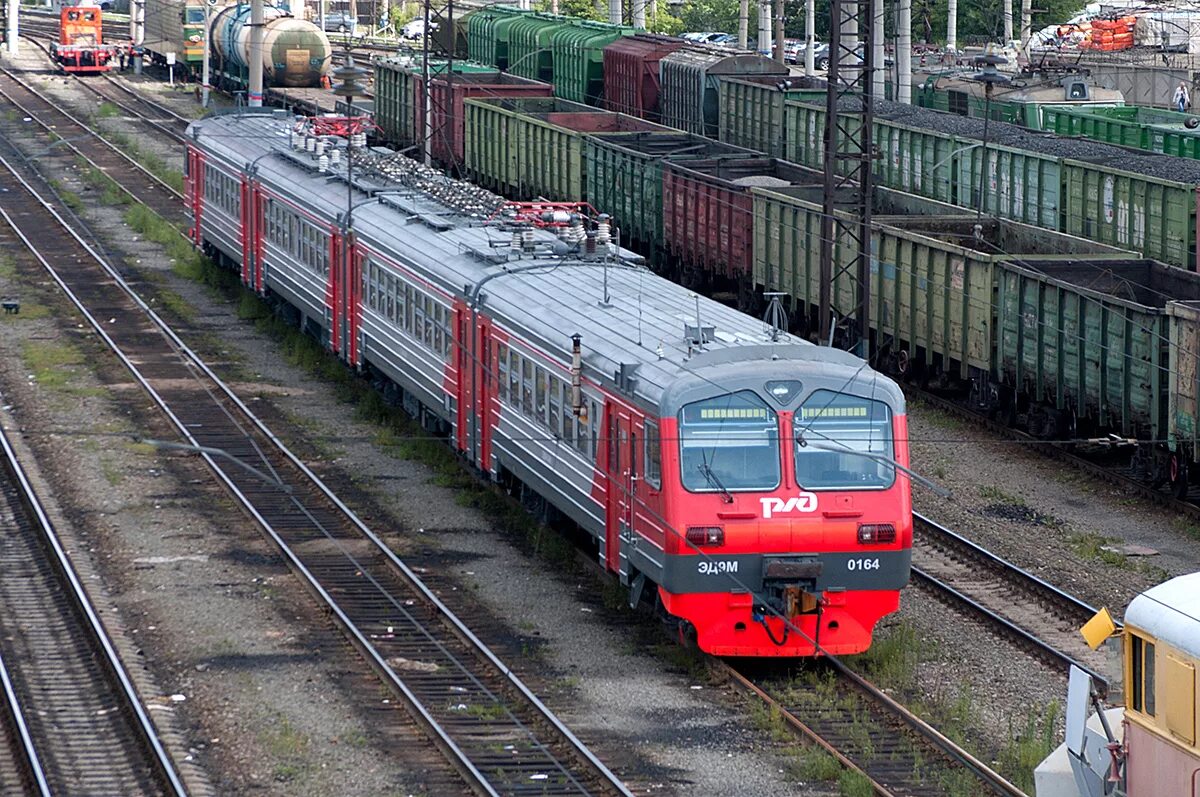 эд9э. эд9э электропоезд салон. эд9м 0010. электропоезда эд9м эд4м. эд9м нижний новгород.