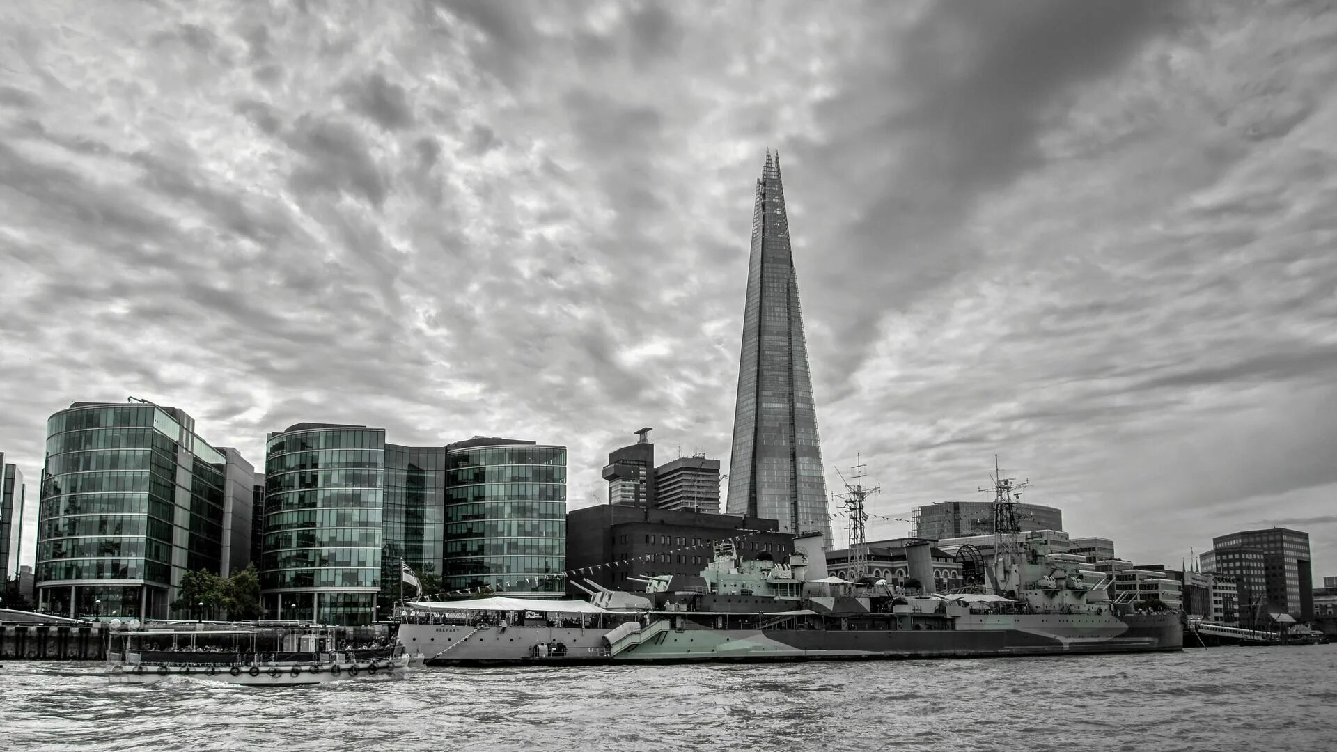 Море. Ship tower. Красивые парусные корабли. Лондон ривер 2019. Ship tower.