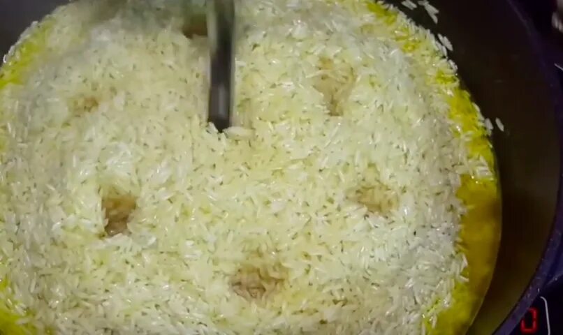 Плов Ташкентский рисом. Рис для плова. Плов из риса лазер Ташкентский. Консенстенция на плов с рисом и водой. Какой водой заливают рис холодной или горячей