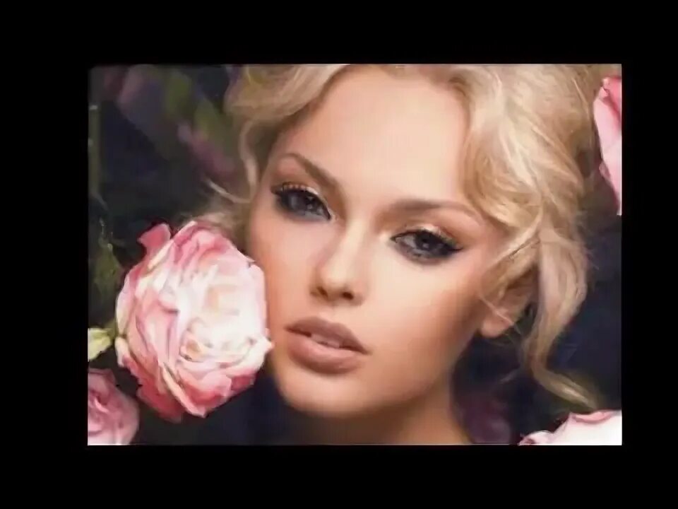 Dead blonde. Блонды и гламур старая песня. Гламурные девушки фото. Девушка волосы фотосессия. Гламурный портрет.