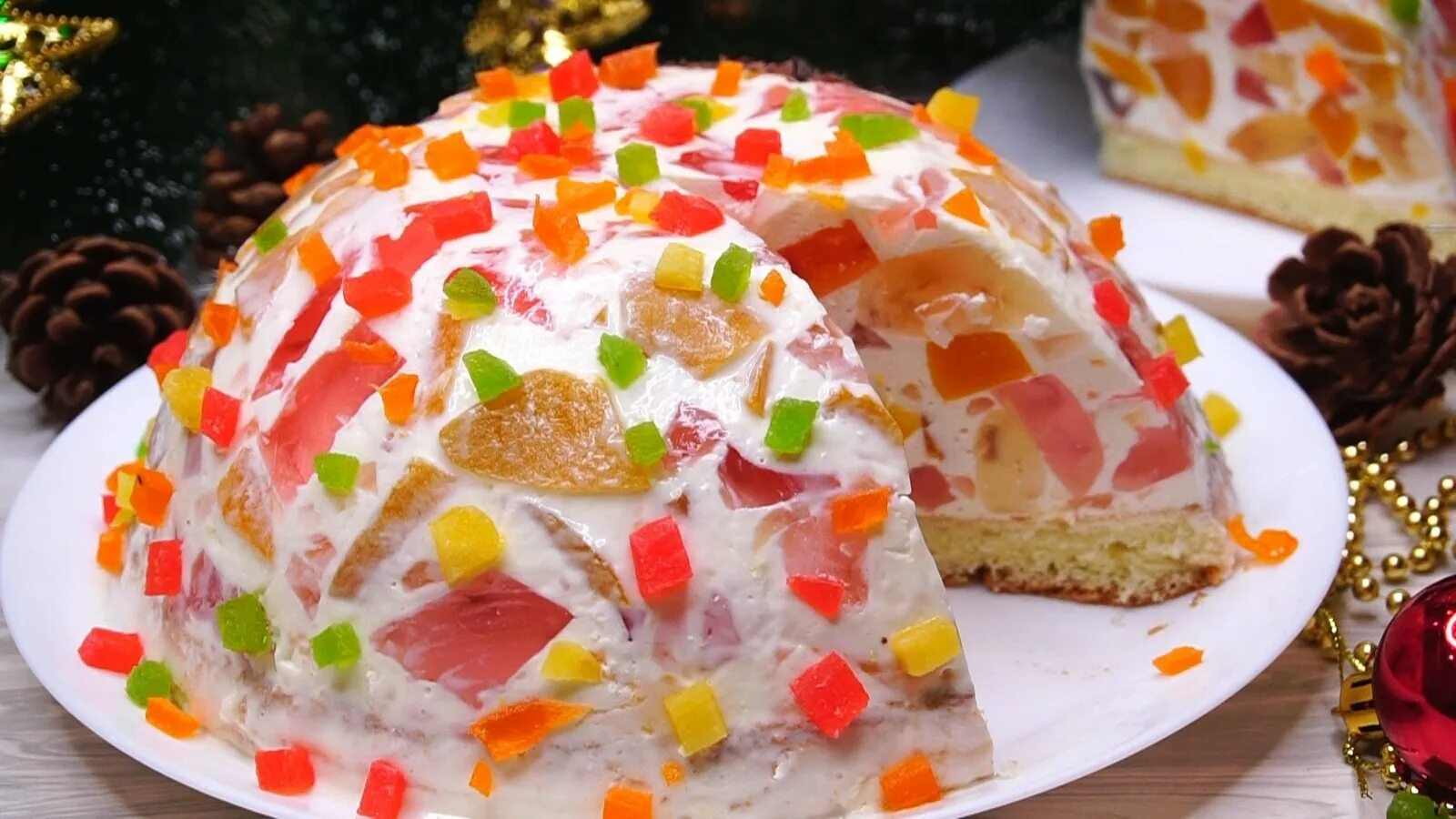 десерт сметана с желатином и фруктами. торт с желе и фруктами и бисквитом. желейный торт высоцкая. сметанное желе. десерт сметана с желатином и фруктами.