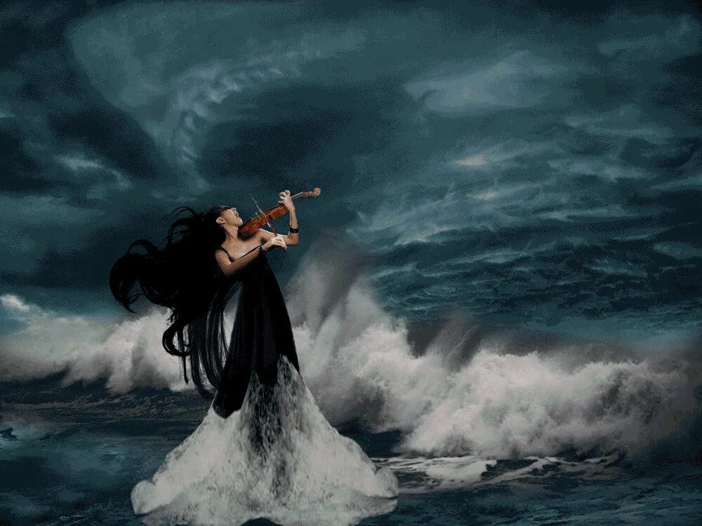 Живая душа слушать. Девушка у бушующего моря. Девушка и шторм. Девушка море шторм. Шторм души.