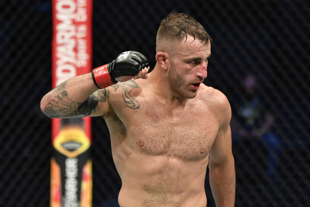 Хасбик и ислам махачев. Хасбулла магомедов хасбик. Ufc 4 бойцы. Блогер хасбулла магомедов (хасбик). Хасбик в юфс.