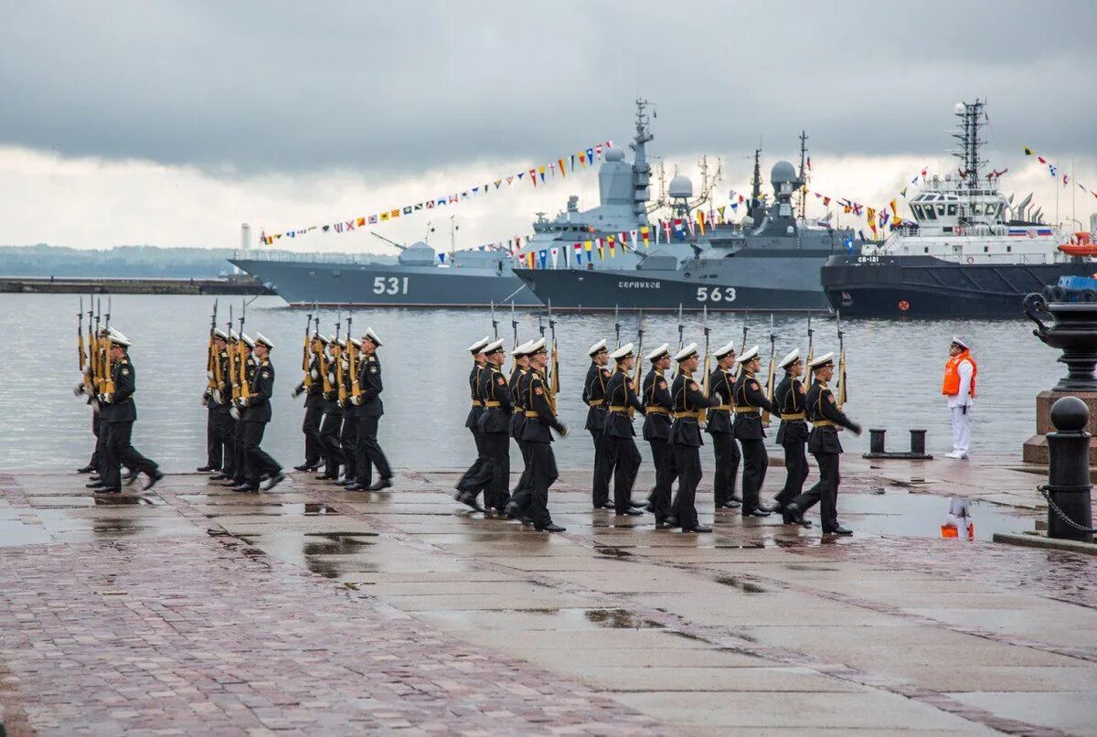 Главная база морского флота россии. Балтийский флот Кронштадт. ВМФ Балтийский флот Калининград. Балтийская военно-морская база Балтийского флота. Балтийская военно-морская база Балтийск штаб.