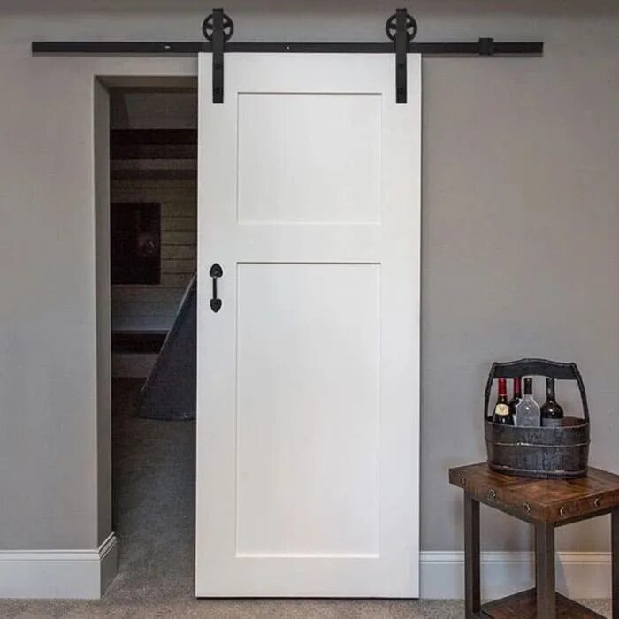 Двери на рельсах межкомнатные. Амбарная дверь Barn Door 80. Амбарная дверь Barn Door 90. Выдвижная дверь на кухню. Раздвижные двери.