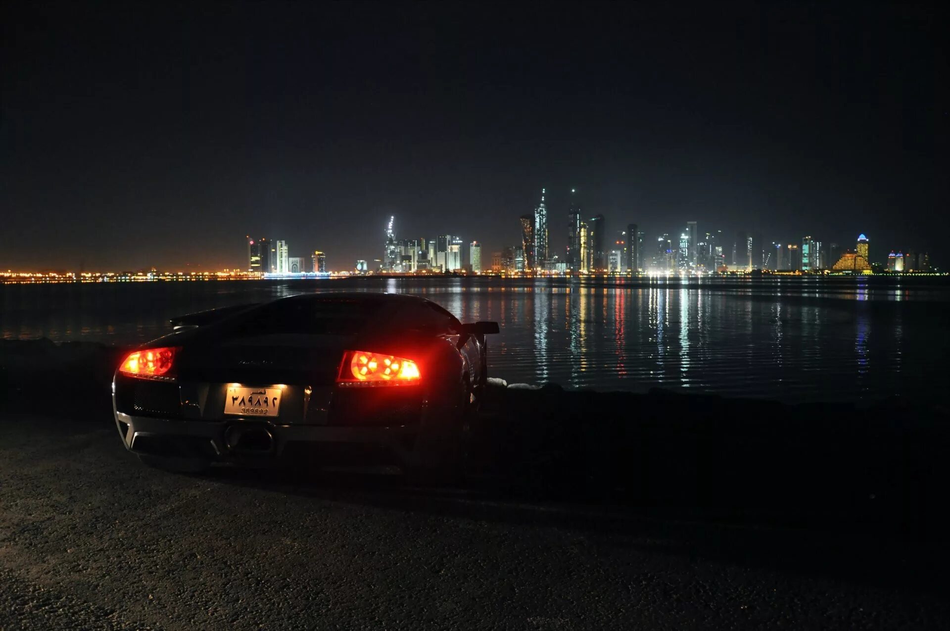 Lamborghini Murcielago Night. Ламборгини Мурселаго ночью. Машина в ночном городе Ламборджини. Машина ночью.
