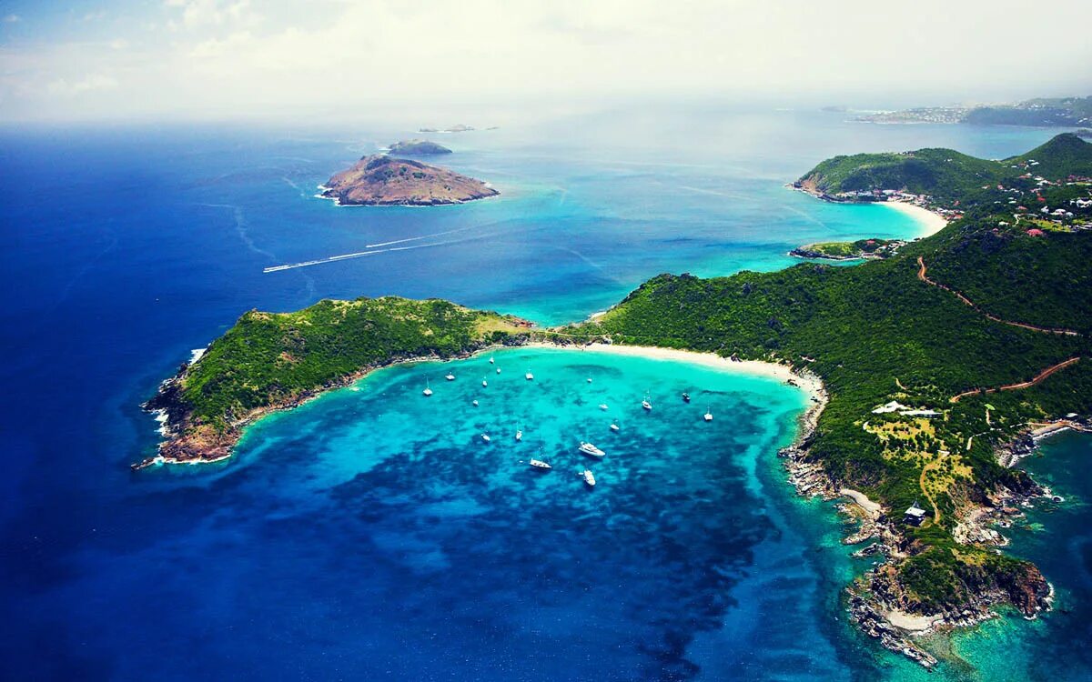 заморский департамент франции в карибском море. заморский департамент франции в карибском море. карибские острова мартиника. остров в северной америке гваделупа. остров мартиника франция.