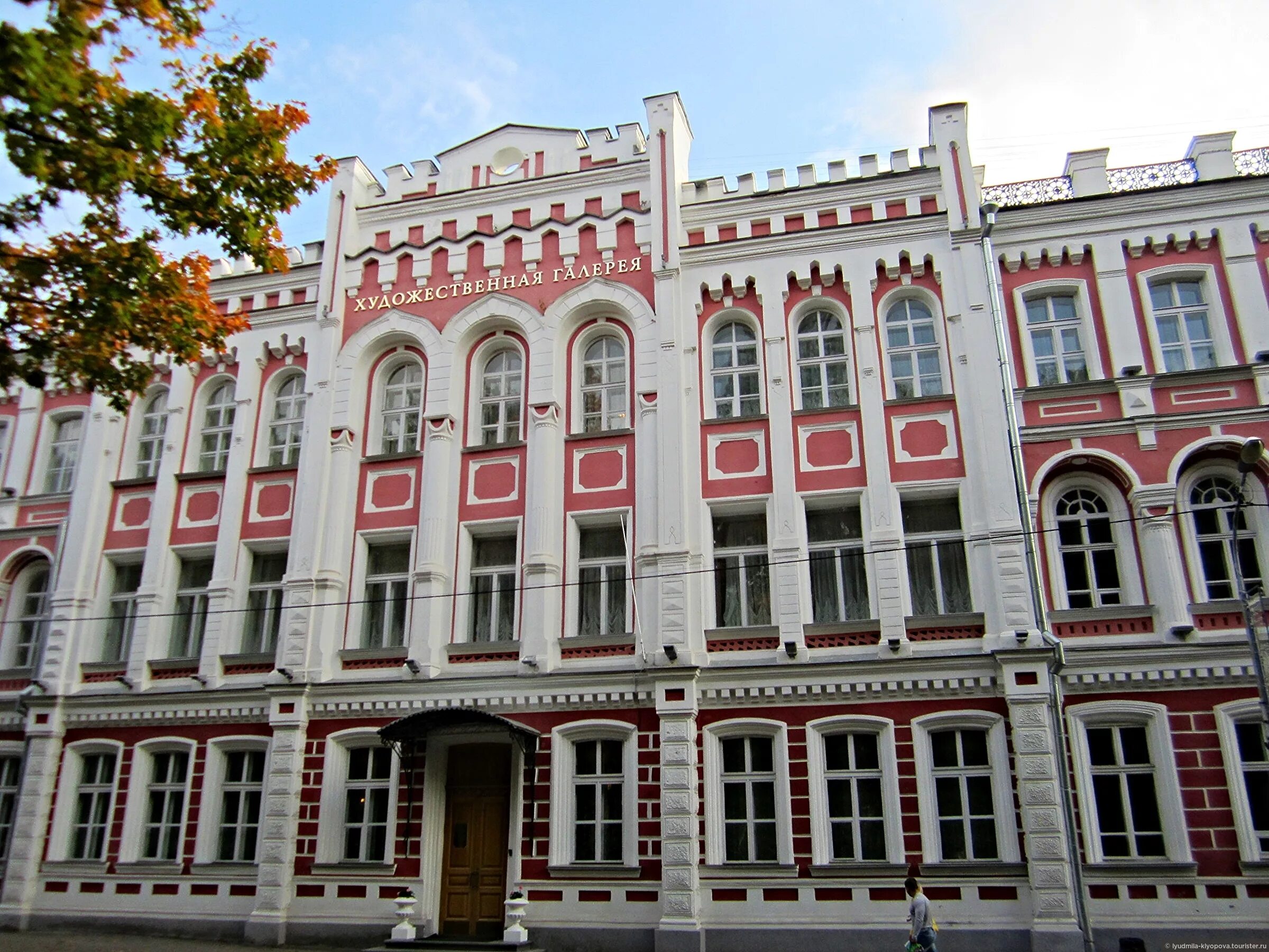 Александровский институт в санкт-петербурге фельтен. Художественная галерея смоленск. Бывший александровский. Обуховской обороны, 124. Александровское училище смоленск.