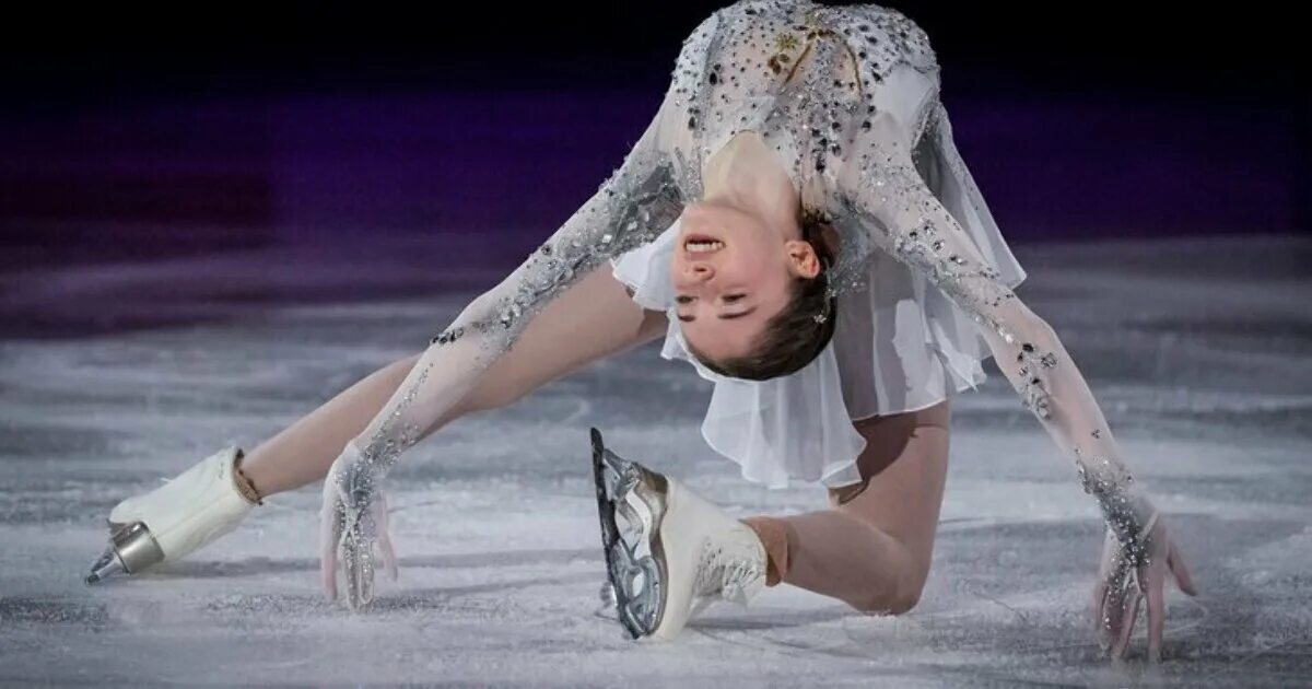 Изабо левито фигурное. Изабо левито произвольная программа. Изабо левито фигурное. Миа калин фигуристка. Изабо левито.