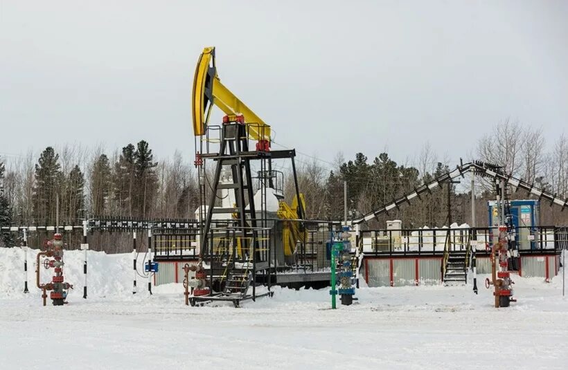 Месторождение самотлор нижневартовск. Нефтяное озеро самотлор. Нижневартовское нефтяное месторождение. Нижневартовское нефтяное месторождение. Нижневартовское нефтяное месторождение.